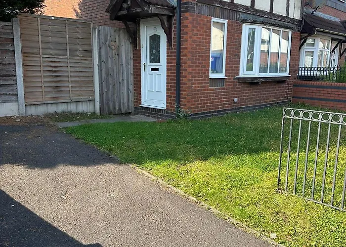 3 Bedroom Apartment Close To Manchester City Stadium And Coop Live
